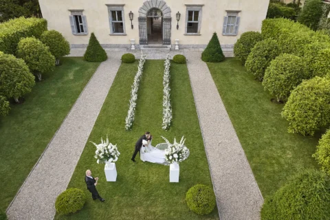 iconic villa elopement ami bobby