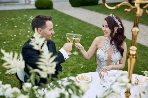 iconic villa elopement ami bobby