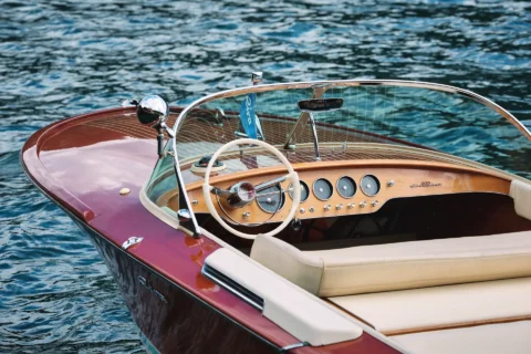 intimate lake como celebration madelyn ashley