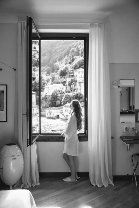 intimate lake como celebration madelyn ashley