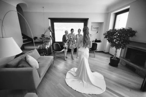 intimate lake como celebration madelyn ashley