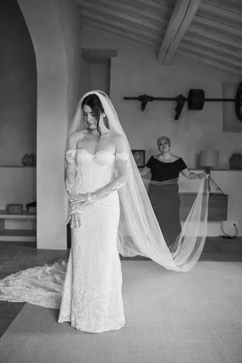 intimate tuscan celebration gabrielle nick