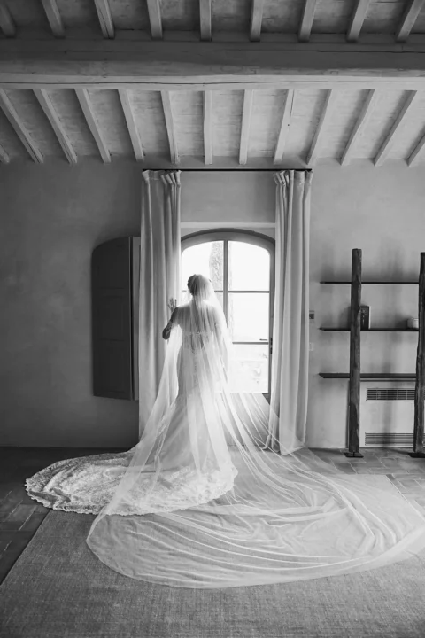 intimate tuscan celebration gabrielle nick