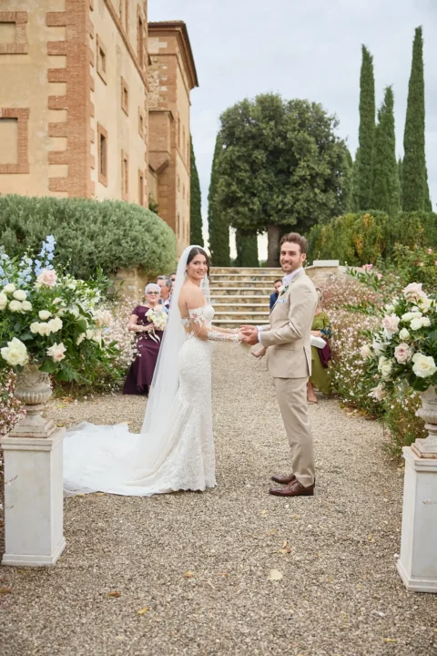 intimate tuscan celebration gabrielle nick