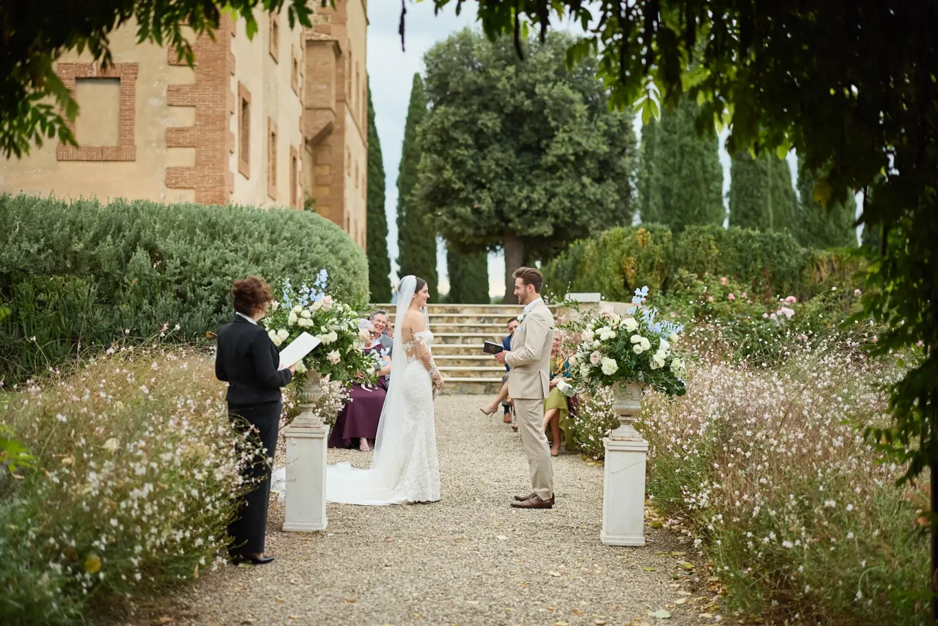intimate tuscan celebration gabrielle nick