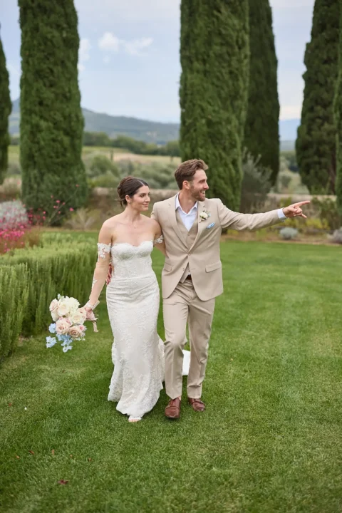 intimate tuscan celebration gabrielle nick