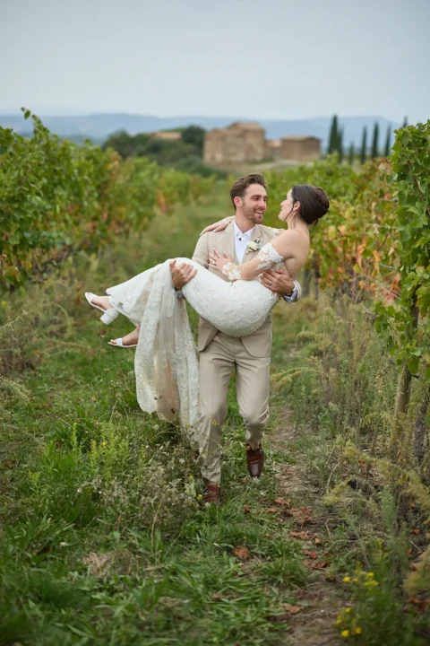 intimate tuscan celebration gabrielle nick