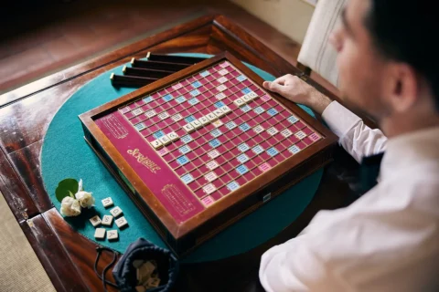 refined castle elopement ylva harvaard