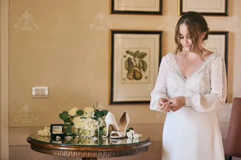 refined castle elopement ylva harvaard