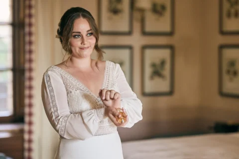 refined castle elopement ylva harvaard