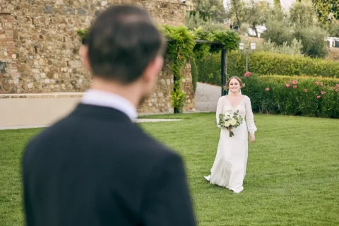 refined castle elopement ylva harvaard
