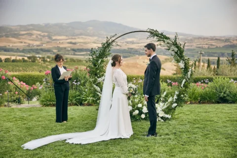 refined castle elopement ylva harvaard