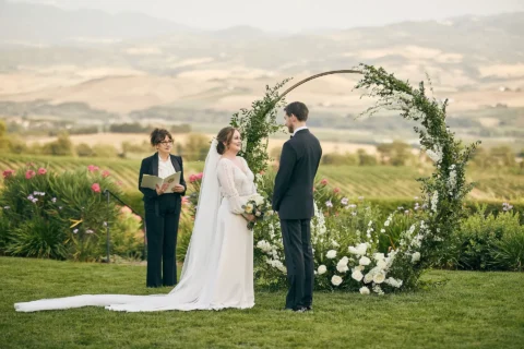 refined castle elopement ylva harvaard