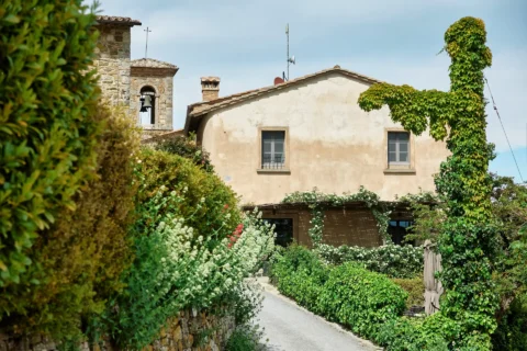 secluded village elopement carmen tristan