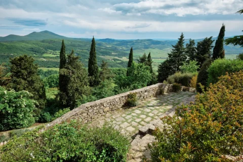 secluded village elopement carmen tristan
