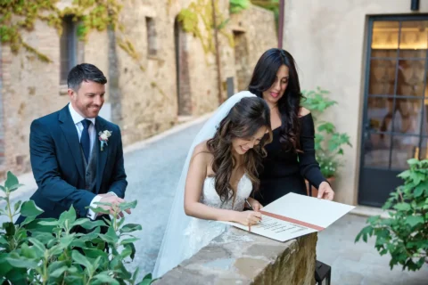 secluded village elopement carmen tristan