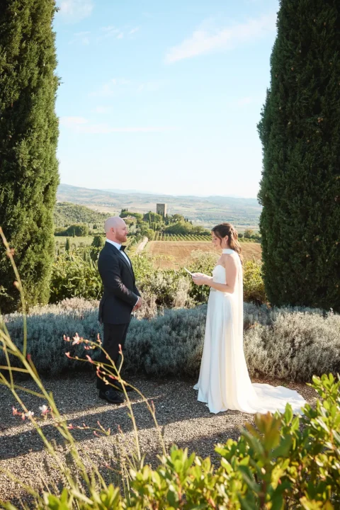 small wedding tuscany katelyn charlie