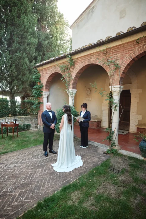 small wedding tuscany katelyn charlie