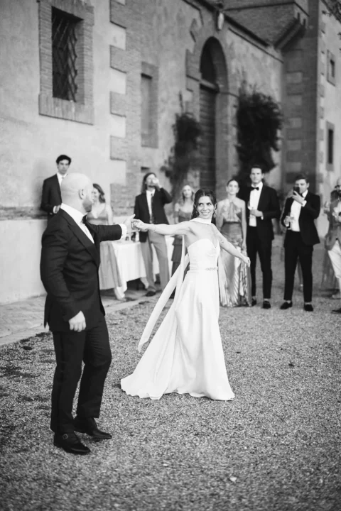 small wedding tuscany katelyn charlie