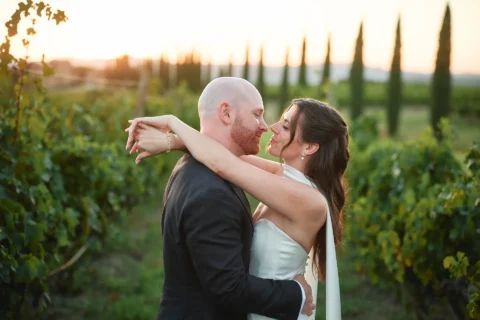 small wedding tuscany katelyn charlie