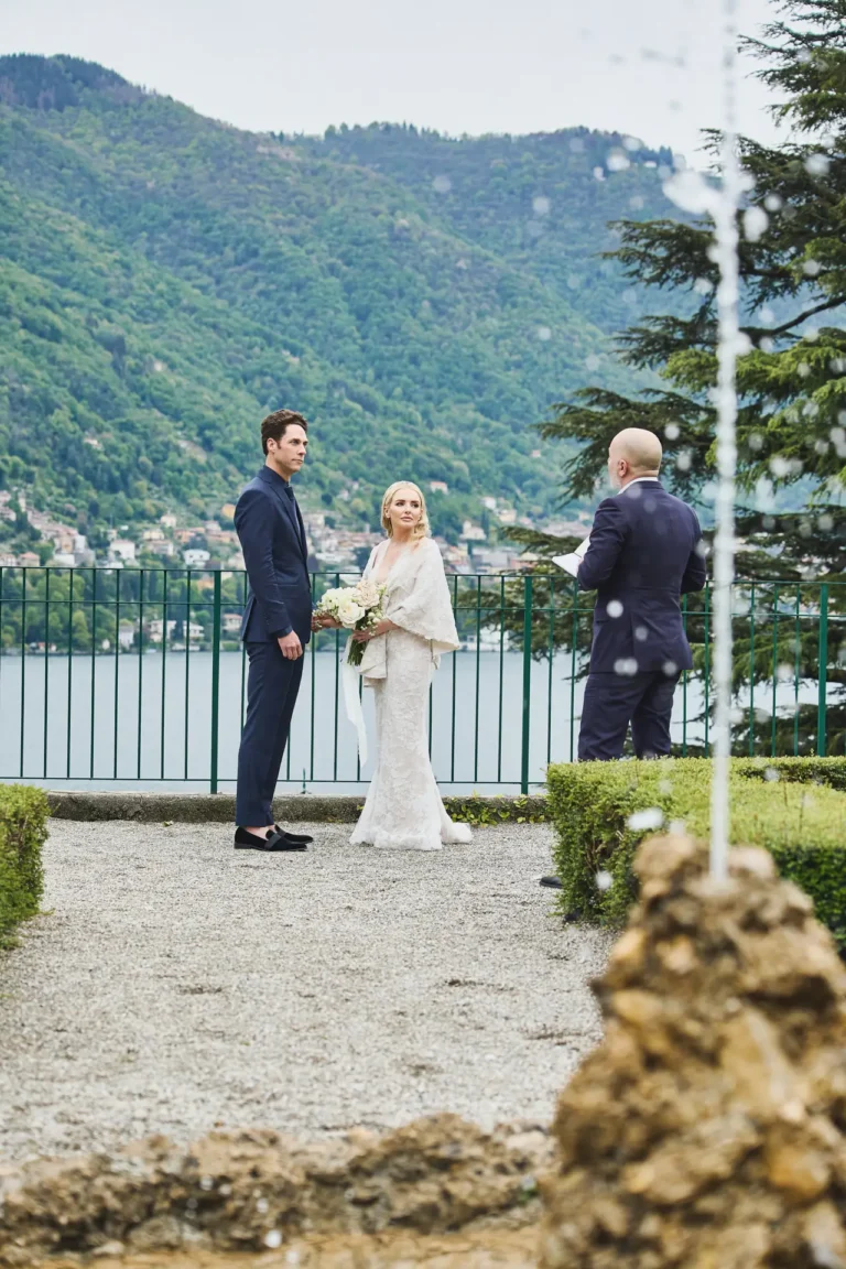 sophisticated lake como elopement rachele brady