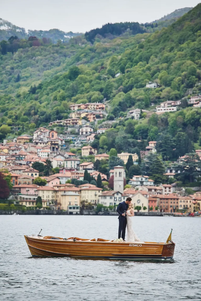 sophisticated lake como elopement rachele brady