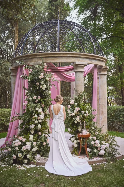 spring elopement tuscany catherine matthew