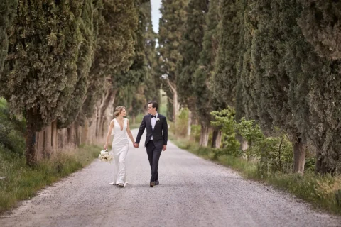 spring elopement tuscany catherine matthew