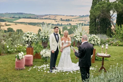 stylish villa elopement carissa lane