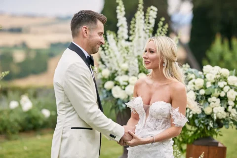 stylish villa elopement carissa lane