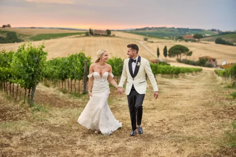 stylish villa elopement carissa lane