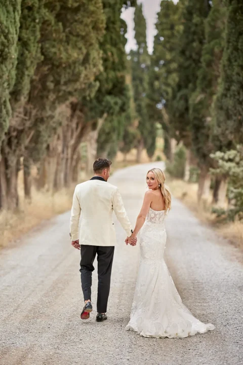 stylish villa elopement carissa lane
