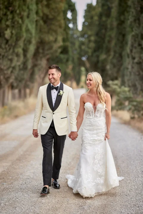 stylish villa elopement carissa lane