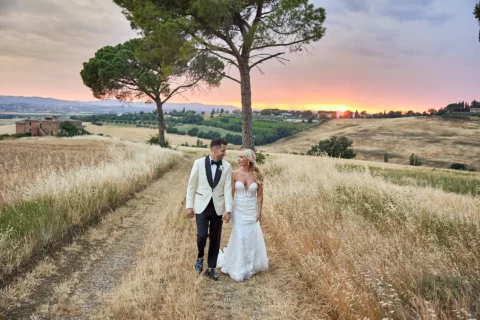 stylish villa elopement carissa lane