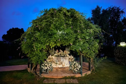 stylish villa elopement carissa lane