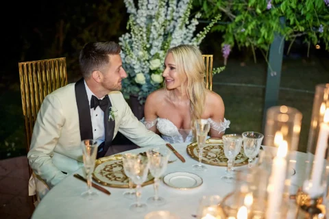 stylish villa elopement carissa lane